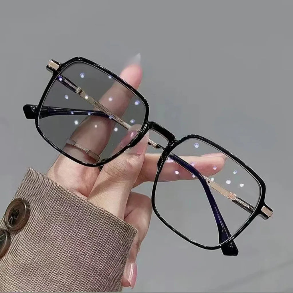 Photochromic Eyeglass For Woman Men